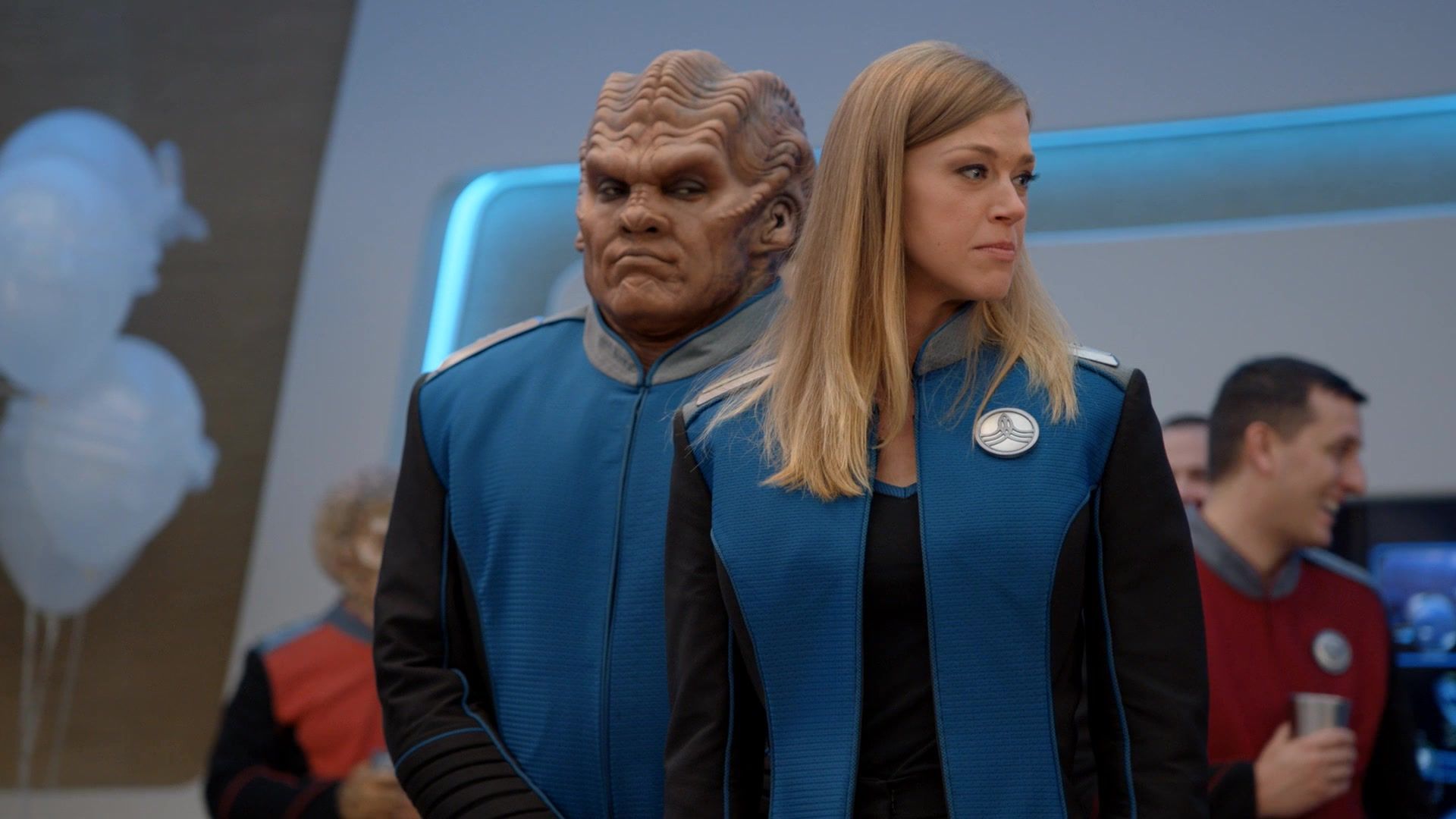 The_Orville_S02E05_All_the_World_is_Birthday_Cake_1080p_AMZN_WEB-DL_DDP5_1_H_264-NTb_2167.jpg