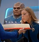 The_Orville_S02E05_All_the_World_is_Birthday_Cake_1080p_AMZN_WEB-DL_DDP5_1_H_264-NTb_2164.jpg